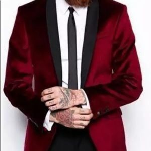 Fashion red velvet boy/men’s suit. Men’s size XS.